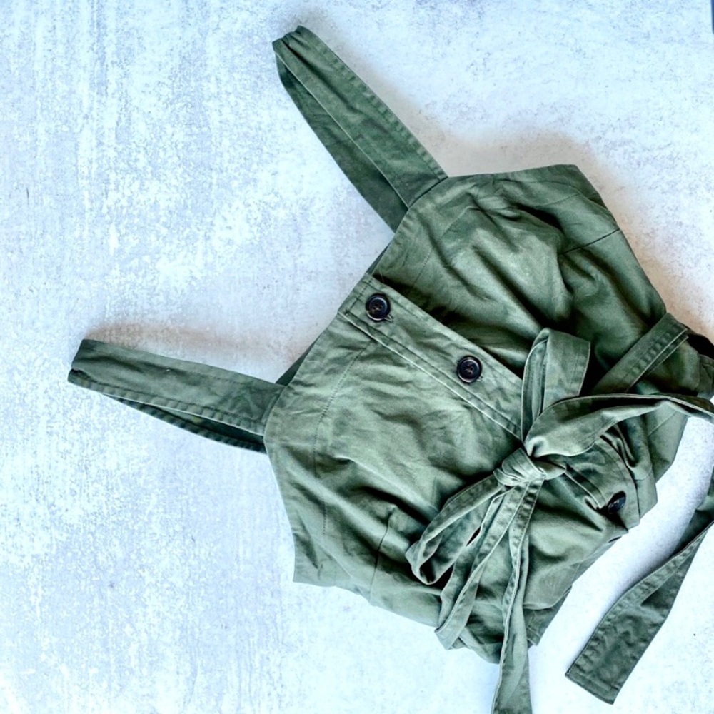 *NEW* Sleeveless Button-Front Dress